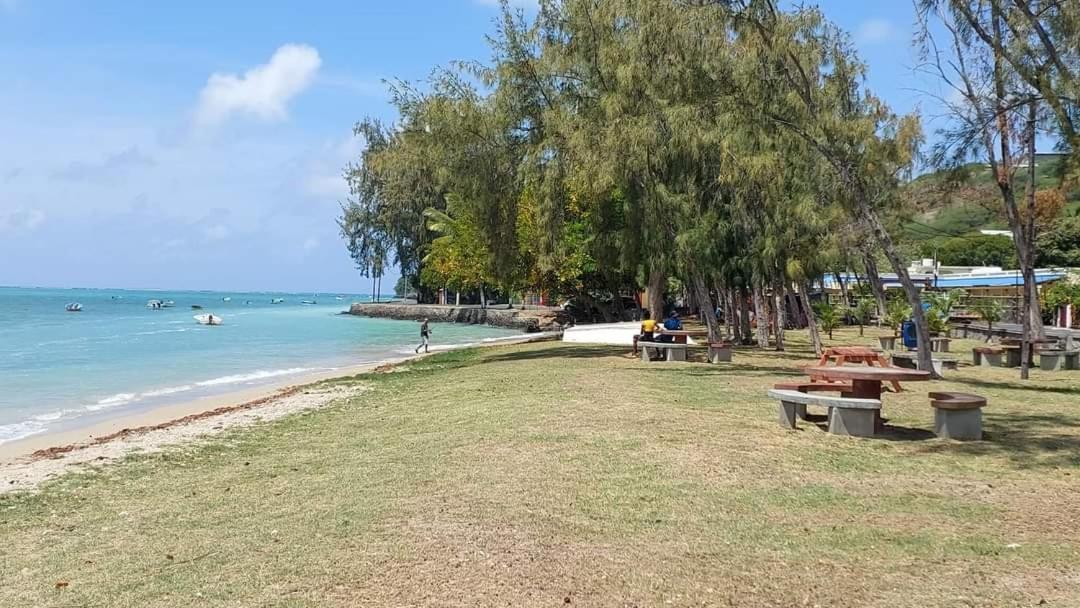 Ohana Guest House Port Mathurin Bagian luar foto